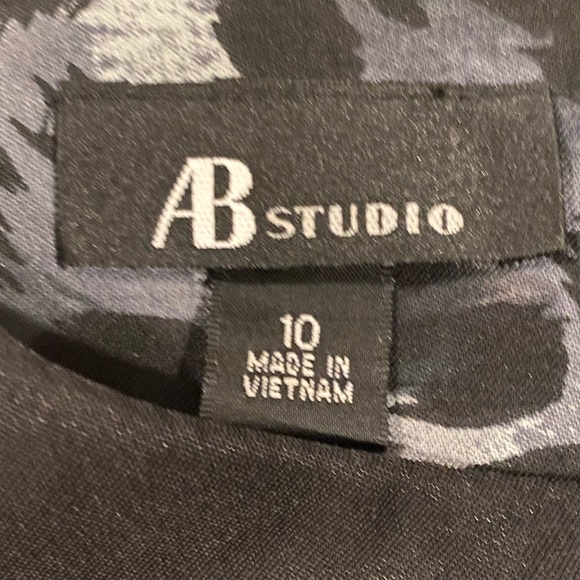 Printed Church/Event Dress - Picture 3 of 3